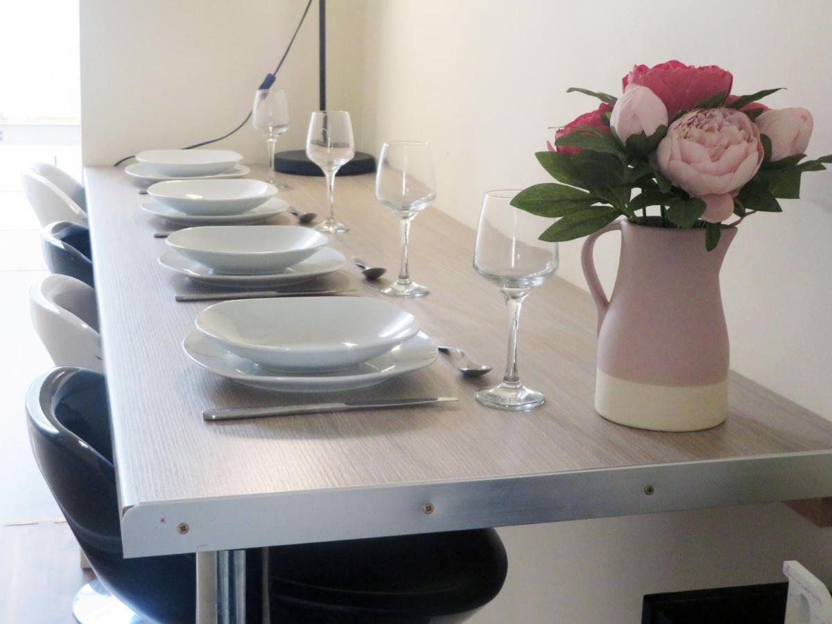 Entire 2 Bed Ground Floor Apartment Central But Quiet Newmarket  Εξωτερικό φωτογραφία